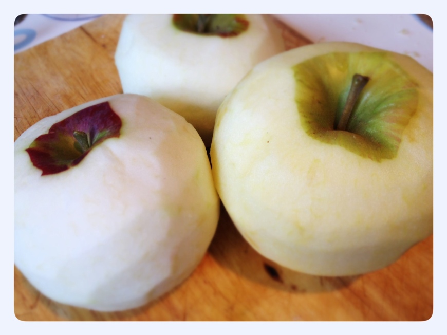 Peeled Apples Tarte Tatin