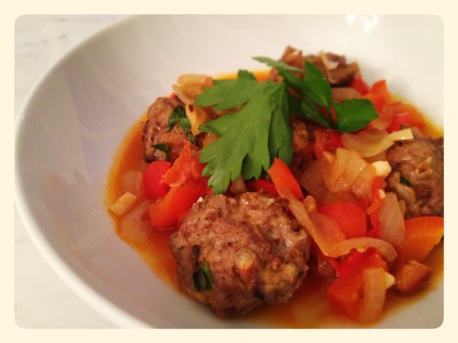 Healthy Turkey Meatballs with Fresh Tomato Pepper Sauce